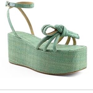 Amazon Green Platform Elevation